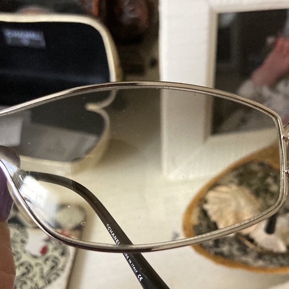 SOLD!SOLD! SOLD!🙂Chanel Rhinestone Sunglasses w/case and box - Picture 5 of 11